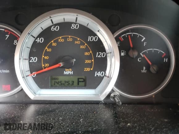 ✅ 2007 Suzuki Forenza • VIN: KL5JD56Z17K645157 • Лот: 88031995. Опубликован ранее на Copart с пробегом 145 253 миль. Бесплатный доступ к архиву аукционных продаж из США и подробный отчёт об истории автомобиля на DreamBid. Изображение 8.