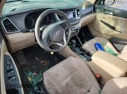 ✅ 2017 Hyundai Tucson SE • VIN: KM8J3CA45HU276205 • Лот: 87124935. Опубликован ранее на Copart с пробегом Не указан. Бесплатный доступ к архиву аукционных продаж из США и подробный отчёт об истории автомобиля на DreamBid. Изображение 8.