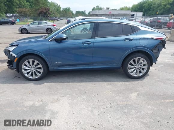 ✅ 2024 Buick Envista Avenir • VIN: KL47LCE21RB175225 • Lot: 42700576. Listed on IAAI with 12,659 mi. Free auction sales archive from the USA and detailed vehicle history report at DreamBid. Image 15.