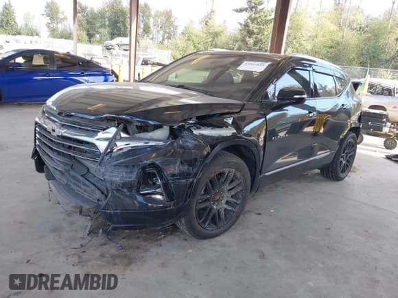 ✅ 2019 Chevrolet Blazer Premier • VIN: 3GNKBKRS4KS610683 • Lot: 43398635. Listed on IAAI with 137,089 mi. Free auction sales archive from the USA and detailed vehicle history report at DreamBid. Image 2.