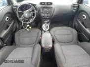 ✅ 2016 Kia Soul + • VIN: KNDJP3A55G7330486 • Лот: 49175055. Опубликован ранее на Copart с пробегом 117 318 миль. Бесплатный доступ к архиву аукционных продаж из США и подробный отчёт об истории автомобиля на DreamBid. Изображение 8.