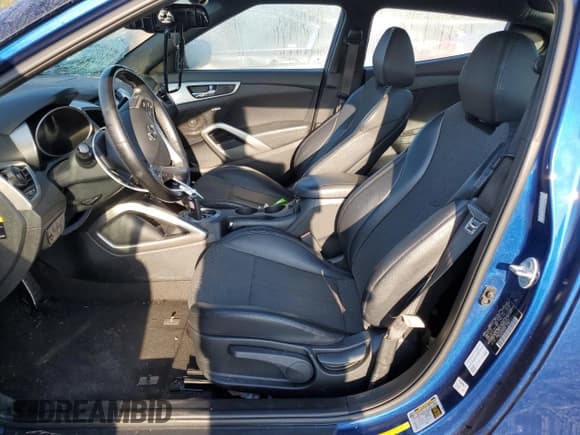 ✅ 2016 Hyundai Veloster • VIN: KMHTC6AD3GU249142 • Lot: 74515024. Listed on Copart with 65,693 mi. Free auction sales archive from the USA and detailed vehicle history report at DreamBid. Image 7.