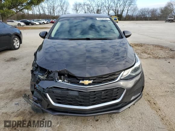 ✅ 2017 Chevrolet Cruze LT • VIN: 1G1BE5SM9H7266796 • Lot: 70294942. Listed on Copart with 160,978 mi. Free auction sales archive from the USA and detailed vehicle history report at DreamBid. Image 5.
