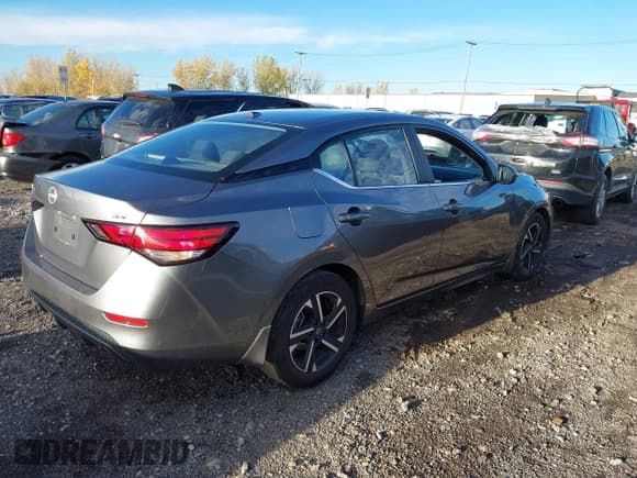 ✅ 2024 Nissan Sentra SV • VIN: 3N1AB8CV4RY363962 • Лот: 43620761. Опубликован ранее на IAAI с пробегом 49 314 миль. Бесплатный доступ к архиву аукционных продаж из США и подробный отчёт об истории автомобиля на DreamBid. Изображение 4.