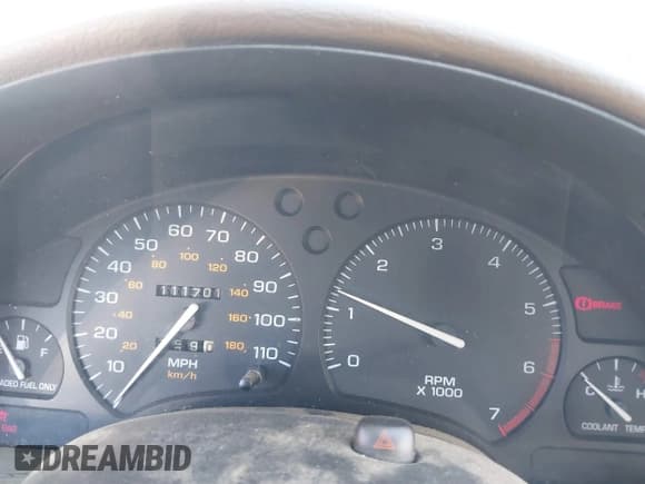 ✅ 1997 Saturn SC • VIN: 1G8ZE1283VZ163658 • Лот: 40494467. Опубликован ранее на IAAI с пробегом 111 701 миль. Бесплатный доступ к архиву аукционных продаж из США и подробный отчёт об истории автомобиля на DreamBid. Изображение 7.