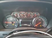 ✅ 2018 Chevrolet Silverado 1500 LT • VIN: 3GCPCREC8JG638992 • Lot: 89832085. Wystawiony na Copart z przebiegiem 127 968 mil. Bezpłatny archiwum sprzedaży aukcyjnych z USA i szczegółowy raport historii pojazdu na DreamBid. Zdjęcie 9.