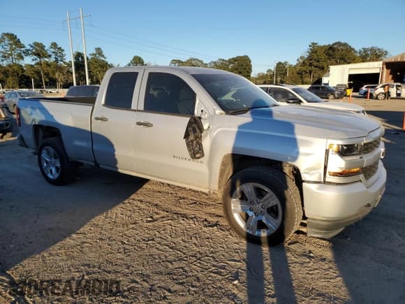 ✅ 2017 Chevrolet Silverado 1500 Custom • VIN: 1GCRCPEC7HZ202013 • Лот: 91508525. Опубликован ранее на Copart с пробегом 218 500 миль. Бесплатный доступ к архиву аукционных продаж из США и подробный отчёт об истории автомобиля на DreamBid. Изображение 4.