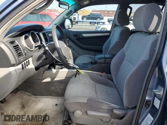 ✅ 2003 Toyota 4Runner SR5 • VIN: JTEZU14R830016053 • Lot: 83980685. Wystawiony na Copart z przebiegiem 211 690 mil. Bezpłatny archiwum sprzedaży aukcyjnych z USA i szczegółowy raport historii pojazdu na DreamBid. Zdjęcie 7.