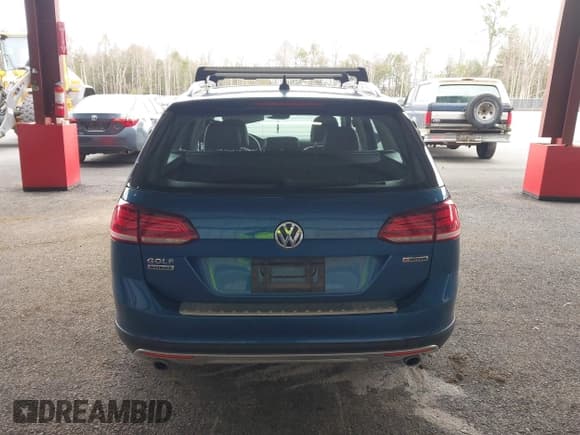 ✅ 2019 Volkswagen Golf S • VIN: 3VWH17AU4KM516840 • Lot: 41978817. Wystawiony na IAAI z przebiegiem 102 612 mil. Bezpłatny archiwum sprzedaży aukcyjnych z USA i szczegółowy raport historii pojazdu na DreamBid. Zdjęcie 16.