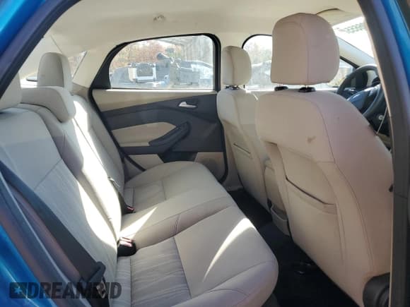 ✅ 2015 Ford Focus SE • VIN: 1FADP3F20FL227760 • Lot: 91996655. Listed on Copart with 193,233 mi. Free auction sales archive from the USA and detailed vehicle history report at DreamBid. Image 10.