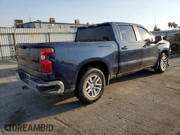 ✅ 2021 Chevrolet Silverado 1500 LT • VIN: 3GCPWCEKXMG297711 • Lot: 63283864. Wystawiony na Copart z przebiegiem 101 842 mil. Bezpłatny archiwum sprzedaży aukcyjnych z USA i szczegółowy raport historii pojazdu na DreamBid. Zdjęcie 3.
