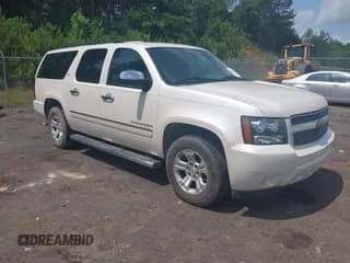 ✅ 2013 Chevrolet Suburban LTZ • VIN: 1GNSCKE0XDR322898 • Lot: 42279704. Listed on IAAI with 213,429 mi. Free auction sales archive from the USA and detailed vehicle history report at DreamBid. Image 1.