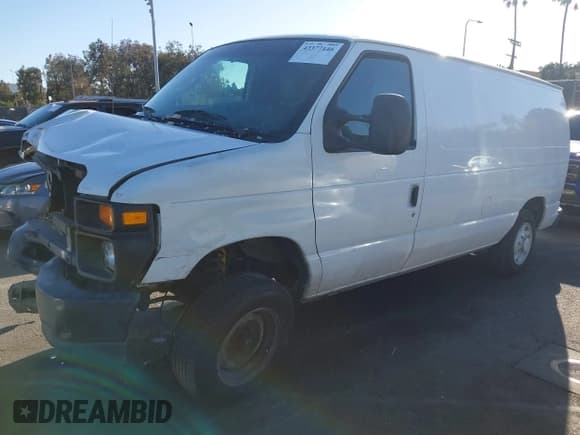 ✅ 2010 Ford Econoline Cargo Commercial • VIN: 1FTNE1EW4ADA38318 • Lot: 43377146. Wystawiony na IAAI z przebiegiem 285 042 mil. Bezpłatny archiwum sprzedaży aukcyjnych z USA i szczegółowy raport historii pojazdu na DreamBid. Zdjęcie 18.