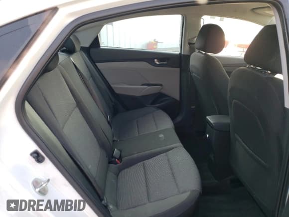 ✅ 2021 Hyundai Accent SE • VIN: 3KPC24A65ME135179 • Lot: 62889944. Wystawiony na Copart z przebiegiem 27 488 mil. Bezpłatny archiwum sprzedaży aukcyjnych z USA i szczegółowy raport historii pojazdu na DreamBid. Zdjęcie 10.