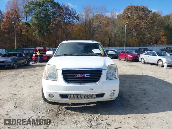 ✅ 2007 GMC Yukon SLE • VIN: 1GKFC13J07J308192 • Lot: 43637612. Wystawiony na IAAI z przebiegiem 154 494 mil. Bezpłatny archiwum sprzedaży aukcyjnych z USA i szczegółowy raport historii pojazdu na DreamBid. Zdjęcie 12.