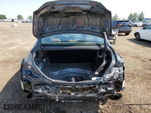 ✅ 2019 Genesis G70 Advanced • VIN: KMTG54LE4KU010798 • Lot: 60252395. Listed on Copart with 109,723 mi. Free auction sales archive from the USA and detailed vehicle history report at DreamBid. Image 6.