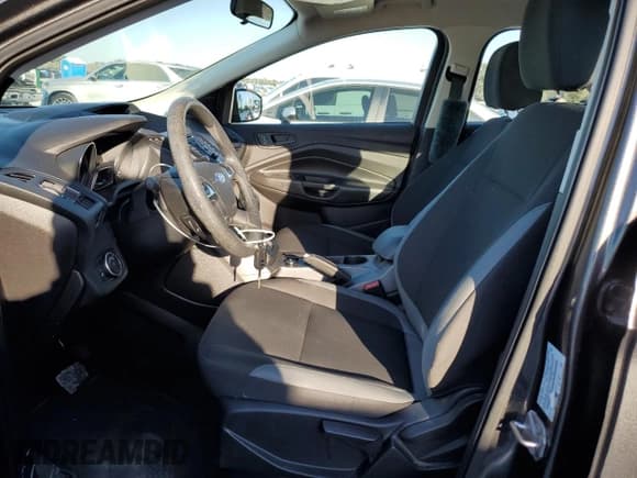 ✅ 2015 Ford Escape S • VIN: 1FMCU0F75FUB28818 • Лот: 93031915. Опубликован ранее на Copart с пробегом 139 904 миль. Бесплатный доступ к архиву аукционных продаж из США и подробный отчёт об истории автомобиля на DreamBid. Изображение 7.