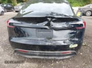 ✅ 2024 Tesla Model 3 • VIN: 5YJ3E1EA3RF746589 • Lot: 43211864. Wystawiony na IAAI z przebiegiem 11 116 mil. Bezpłatny archiwum sprzedaży aukcyjnych z USA i szczegółowy raport historii pojazdu na DreamBid. Zdjęcie 15.