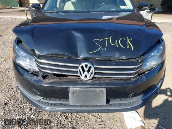 ✅ 2013 Volkswagen Passat SE • VIN: 1VWBP7A30DC015332 • Lot: 43257014. Listed on IAAI with 118,456 mi. Free auction sales archive from the USA and detailed vehicle history report at DreamBid. Image 6.