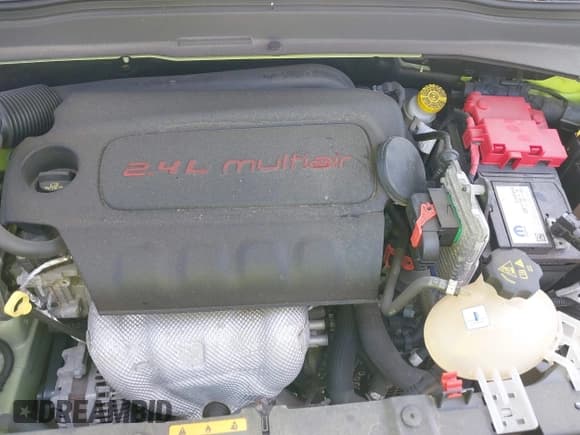 ✅ 2018 Jeep Renegade Latitude • VIN: ZACCJBBB0JPH02500 • Lot: 42431159. Wystawiony na IAAI z przebiegiem 64 506 mil. Bezpłatny archiwum sprzedaży aukcyjnych z USA i szczegółowy raport historii pojazdu na DreamBid. Zdjęcie 10.