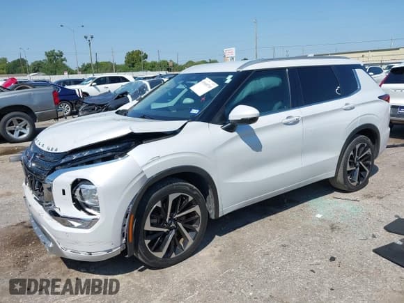 ✅ 2022 Mitsubishi Outlander SEL • VIN: JA4J4VA8XNZ057572 • Lot: 43165710. Wystawiony na IAAI z przebiegiem 19 864 mil. Bezpłatny archiwum sprzedaży aukcyjnych z USA i szczegółowy raport historii pojazdu na DreamBid. Zdjęcie 17.