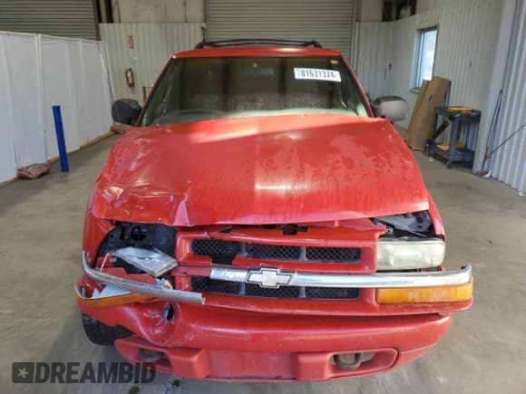 ✅ 2003 Chevrolet Blazer LS • VIN: 1GNDT13X93K118765 • Lot: 81631374. Wystawiony na Copart z przebiegiem 135 218 mil. Bezpłatny archiwum sprzedaży aukcyjnych z USA i szczegółowy raport historii pojazdu na DreamBid. Zdjęcie 5.