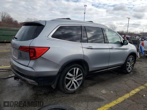 ✅ 2016 Honda Pilot Elite • VIN: 5FNYF6H01GB059823 • Lot: 90898275. Wystawiony na Copart z przebiegiem 161 786 mil. Bezpłatny archiwum sprzedaży aukcyjnych z USA i szczegółowy raport historii pojazdu na DreamBid. Zdjęcie 3.