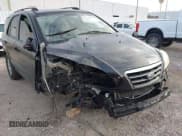 ✅ 2008 Kia Sorento LX • VIN: KNDJD735385830172 • Lot: 43557138. Wystawiony na IAAI z przebiegiem 124 229 mil. Bezpłatny archiwum sprzedaży aukcyjnych z USA i szczegółowy raport historii pojazdu na DreamBid. Zdjęcie 6.