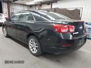 2013 Chevrolet Malibu LT z VIN 1G11C5SA9DF319522, wystawiony jako IAAI lot #43183681 z przebiegiem 104 711 mil mil oraz . Historia ofert i sprzedaży dostępna na DreamBid. Obrazek 3.