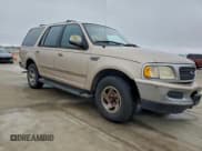 ✅ 1997 Ford Expedition XLT • VIN: 1FMEU17L9VLB43160 • Лот: 94244755. Опубликован ранее на Copart с пробегом 204 162 миль. Бесплатный доступ к архиву аукционных продаж из США и подробный отчёт об истории автомобиля на DreamBid. Изображение 4.