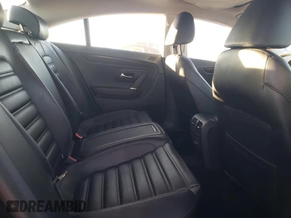 ✅ 2012 Volkswagen CC Lux • VIN: WVWHP7AN0CE508221 • Lot: 92870255. Listed on Copart with 90,122 mi. Free auction sales archive from the USA and detailed vehicle history report at DreamBid. Image 10.