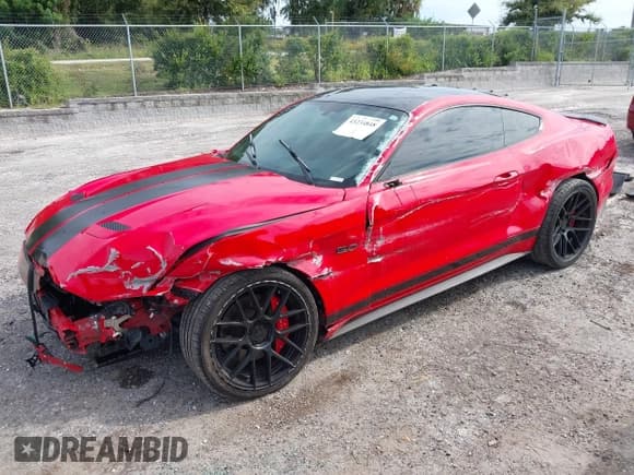 ✅ 2019 Ford Mustang GT • VIN: 1FA6P8CF1K5205424 • Lot: 43234848. Wystawiony na IAAI z przebiegiem 67 728 mil. Bezpłatny archiwum sprzedaży aukcyjnych z USA i szczegółowy raport historii pojazdu na DreamBid. Zdjęcie 17.