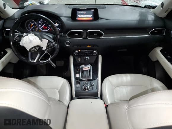 ✅ 2018 Mazda CX-5 Grand Touring • VIN: JM3KFBDM8J0300295 • Лот: 82679295. Опубликован ранее на Copart с пробегом 80 838 миль. Бесплатный доступ к архиву аукционных продаж из США и подробный отчёт об истории автомобиля на DreamBid. Изображение 8.