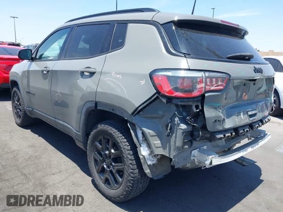 ✅ 2019 Jeep Compass Sport • VIN: 3C4NJDAB0KT760803 • Lot: 42471887. Wystawiony na IAAI z przebiegiem 63 712 mil. Bezpłatny archiwum sprzedaży aukcyjnych z USA i szczegółowy raport historii pojazdu na DreamBid. Zdjęcie 3.
