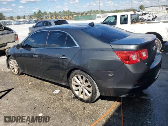 ✅ 2014 Chevrolet Malibu LTZ • VIN: 1G11H5SL0EF220673 • Lot: 86808265. Wystawiony na Copart z przebiegiem 137 774 mil. Bezpłatny archiwum sprzedaży aukcyjnych z USA i szczegółowy raport historii pojazdu na DreamBid. Zdjęcie 2.