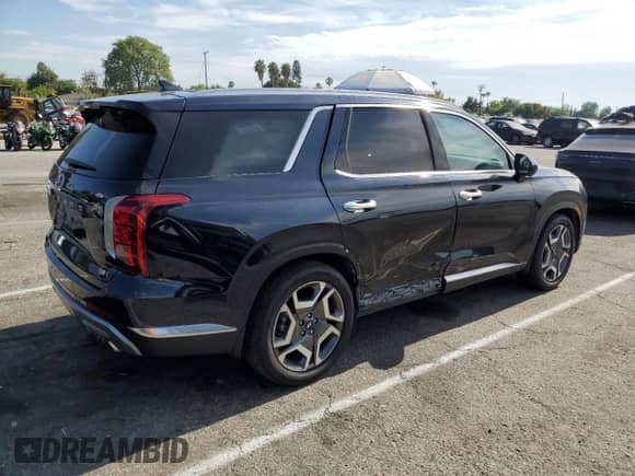 2023 Hyundai Palisade Limited с VIN KM8R54GE9PU644824, выставлен на аукционе Copart как лот 65675474 с пробегом 7 687 миль миль и Списание • Salvage title. История ставок и продаж доступна на DreamBid. Изображение 3.