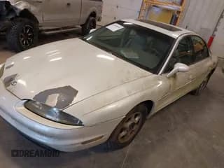 ✅ 1998 Oldsmobile Aurora • VIN: 1G3GR62C4W4115989 • Lot: 41850810. Wystawiony na IAAI z przebiegiem Nie podano. Bezpłatny archiwum sprzedaży aukcyjnych z USA i szczegółowy raport historii pojazdu na DreamBid. Zdjęcie 2.