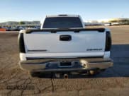 ✅ 2004 Chevrolet Silverado 2500HD LT3 • VIN: 1GCHK23G74F249075 • Lot: 70821055. Wystawiony na Copart z przebiegiem 262 530 mil. Bezpłatny archiwum sprzedaży aukcyjnych z USA i szczegółowy raport historii pojazdu na DreamBid. Zdjęcie 6.