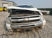 ✅ 2011 Chevrolet Silverado 1500 LT • VIN: 1GCRKSE26BZ145095 • Лот: 71252195. Опубликован ранее на Copart с пробегом 182 310 миль. Бесплатный доступ к архиву аукционных продаж из США и подробный отчёт об истории автомобиля на DreamBid. Изображение 5.