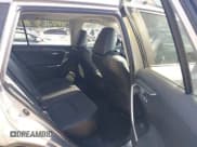 ✅ 2023 Toyota RAV4 XLE Premium • VIN: 2T3A1RFV9PW337698 • Lot: 43349377. Wystawiony na IAAI z przebiegiem 25 430 mil. Bezpłatny archiwum sprzedaży aukcyjnych z USA i szczegółowy raport historii pojazdu na DreamBid. Zdjęcie 8.