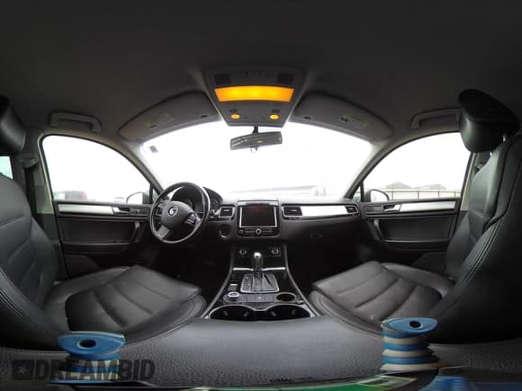 ✅ 2012 Volkswagen Touareg Lux • VIN: WVGEF9BP5CD010017 • Lot: 42374163. Listed on IAAI with 183,950 mi. Free auction sales archive from the USA and detailed vehicle history report at DreamBid. Image 20.