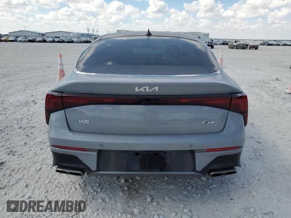 ✅ 2025 Kia K5 GT • VIN: KNAG44J82S5321927 • Lot: 84009735. Wystawiony na Copart z przebiegiem 4 157 mil. Bezpłatny archiwum sprzedaży aukcyjnych z USA i szczegółowy raport historii pojazdu na DreamBid. Zdjęcie 6.