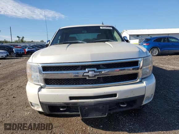 ✅ 2010 Chevrolet Silverado 1500 LTZ • VIN: 3GCRKTE38AG289163 • Lot: 85348555. Listed on Copart with 228,682 mi. Free auction sales archive from the USA and detailed vehicle history report at DreamBid. Image 5.