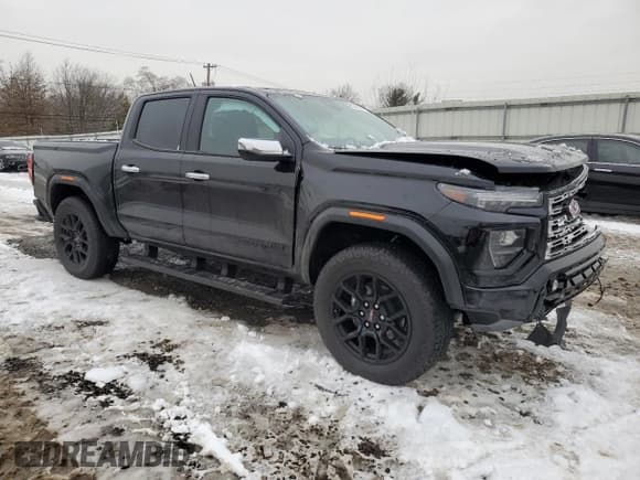 ✅ 2024 GMC Canyon 4WD Denali • VIN: 1GTP6FEK6R1295722 • Lot: 44948475. Wystawiony na Copart z przebiegiem 864 mil. Bezpłatny archiwum sprzedaży aukcyjnych z USA i szczegółowy raport historii pojazdu na DreamBid. Zdjęcie 4.