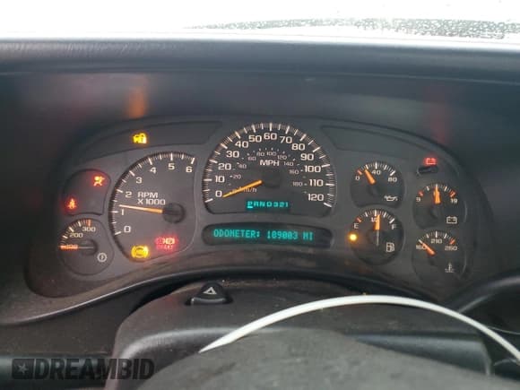 ✅ 2003 Chevrolet Silverado 2500HD Work Truck • VIN: 1GCHK24U53E371443 • Lot: 82538005. Wystawiony na Copart z przebiegiem 189 003 mil. Bezpłatny archiwum sprzedaży aukcyjnych z USA i szczegółowy raport historii pojazdu na DreamBid. Zdjęcie 9.