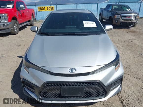 ✅ 2022 Toyota Corolla XSE • VIN: 5YFT4MCE6NP102058 • Lot: 43200905. Wystawiony na IAAI z przebiegiem 38 896 mil. Bezpłatny archiwum sprzedaży aukcyjnych z USA i szczegółowy raport historii pojazdu na DreamBid. Zdjęcie 12.