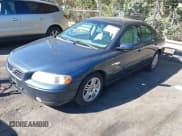 ✅ 2006 Volvo S60 2.5L Turbo • VIN: YV1RS592X62543608 • Lot: 43493308. Wystawiony na IAAI z przebiegiem 185 918 mil. Bezpłatny archiwum sprzedaży aukcyjnych z USA i szczegółowy raport historii pojazdu na DreamBid. Zdjęcie 2.