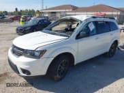 ✅ 2019 Dodge Journey SE • VIN: 3C4PDCBB8KT758578 • Lot: 43363237. Wystawiony na IAAI z przebiegiem 78 746 mil. Bezpłatny archiwum sprzedaży aukcyjnych z USA i szczegółowy raport historii pojazdu na DreamBid. Zdjęcie 17.