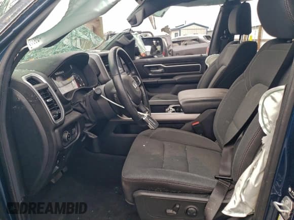 ✅ 2023 Ram 1500 Big Horn • VIN: 1C6SRFFT4PN655611 • Lot: 93857515. Wystawiony na Copart z przebiegiem 17 357 mil. Bezpłatny archiwum sprzedaży aukcyjnych z USA i szczegółowy raport historii pojazdu na DreamBid. Zdjęcie 7.