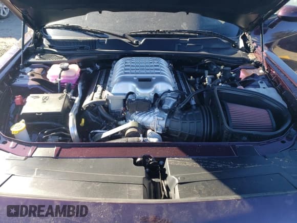 ✅ 2022 Dodge Challenger SRT Hellcat Redeye Widebody • VIN: 2C3CDZL97NH102788 • Lot: 44738075. Wystawiony na Copart z przebiegiem 2 889 mil. Bezpłatny archiwum sprzedaży aukcyjnych z USA i szczegółowy raport historii pojazdu na DreamBid. Zdjęcie 11.